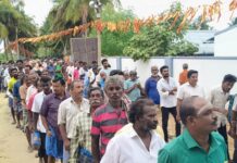 ராசிபுரம் அருகே ஆண்கள் மட்டுமே பங்கேற்ற ஸ்ரீபொங்களாயி அம்மன் கோவில் திருவிழா- கிடா வெட்டி மாபெரும் விருந்து படையல்